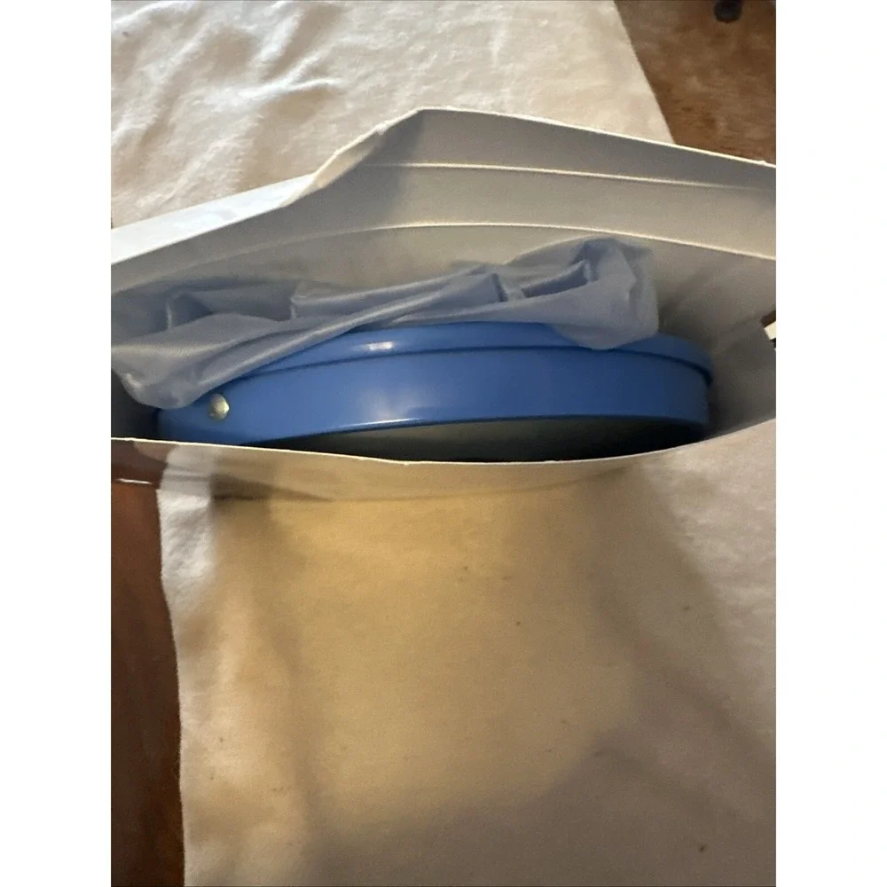Brand New Adult Seal Tight Cast / Bandage Shower / Water Protector Seal in Box